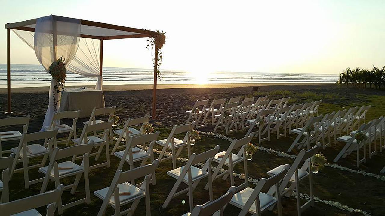 Hotel Delfin Playa Bejuco Esterillos Este Exterior photo